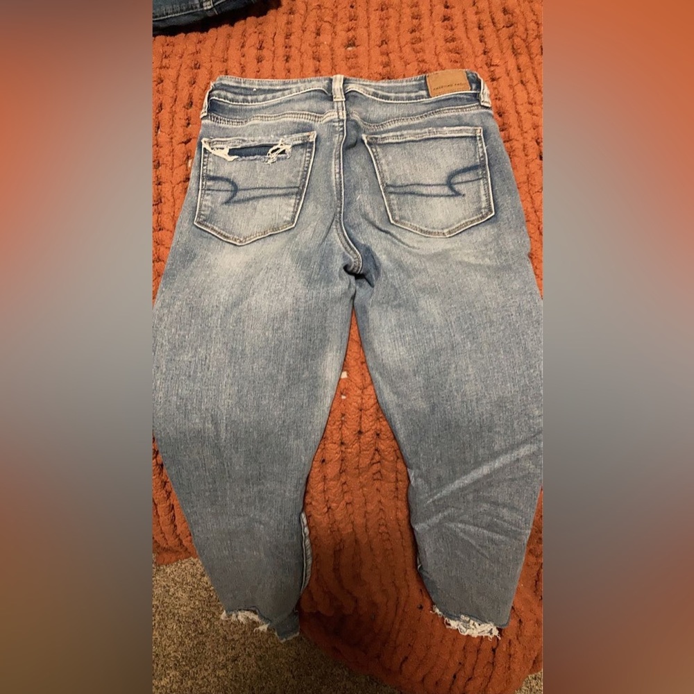 Ripped skinny jeans